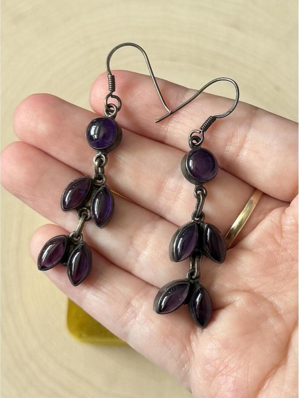 Vintage Sterling Silver & Genuine Amethyst Cabochon Purple Dangle Drop Earrings